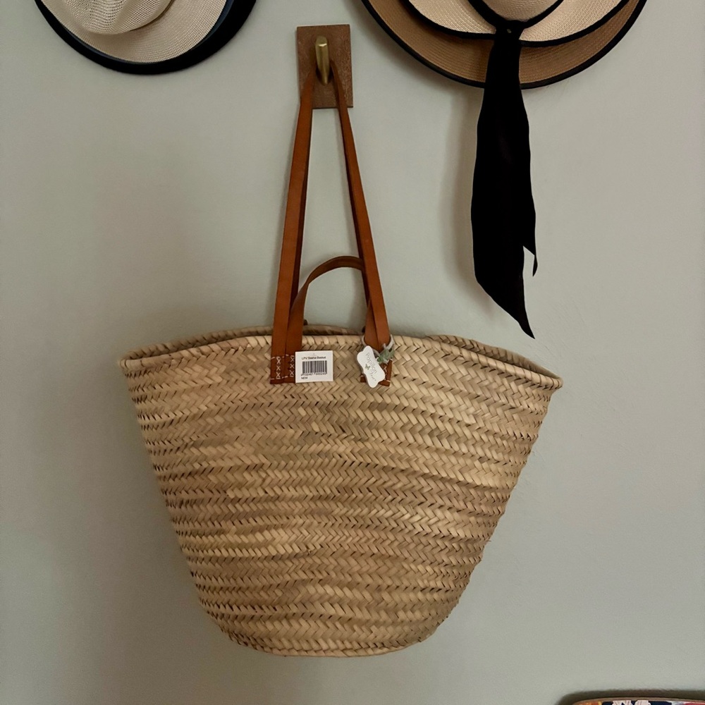 Papillon Vert Sasha bag - Stylish Tan Woven Tote Bag